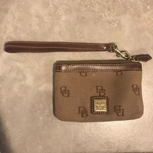 Dooney & Bourke wristlet